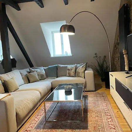 Apartment Voh Super Exklusives Loft, Zentral, Smart-tv, Parkplatz *